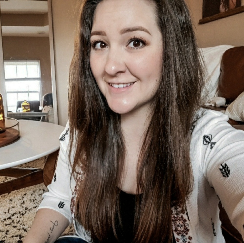 Meet your Posher, Stephanie